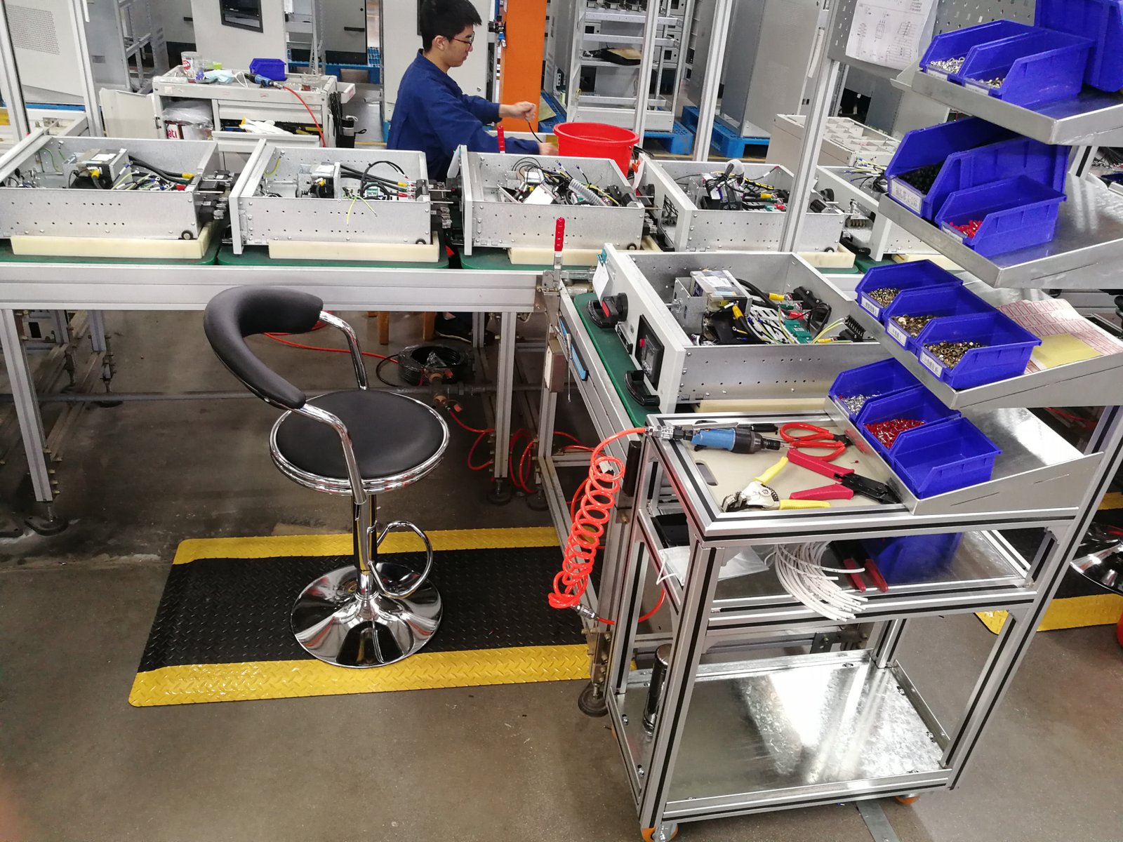 Medical Device Assembly Workstation